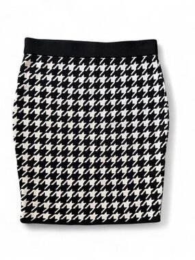 Bar III Black & White Houndstooth Pencil Mini Skirt